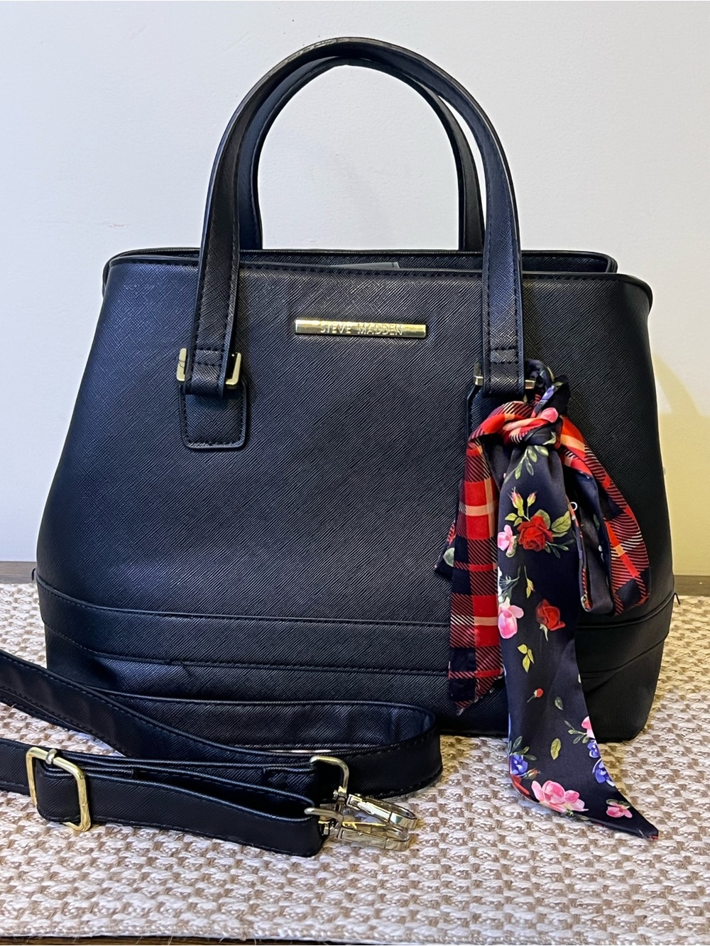 Steve Madden Black Textured Dome Satchel
Tote Purse with Floral Scarf Charm